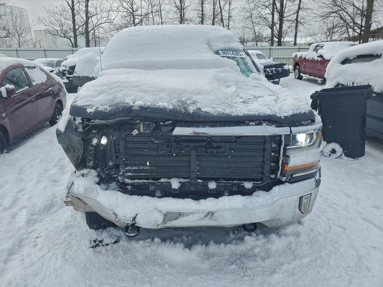 2017 CHEVROLET SILVERADO K1500 LT photo 5