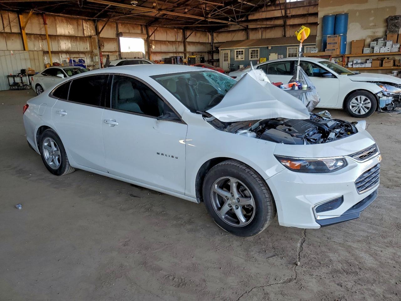 2018 CHEVROLET MALIBU LS photo 4