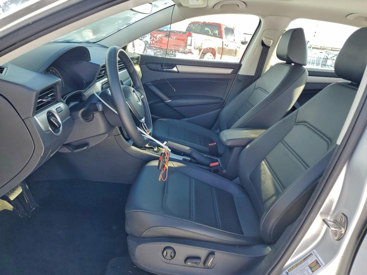 2021 VOLKSWAGEN PASSAT SE photo 7