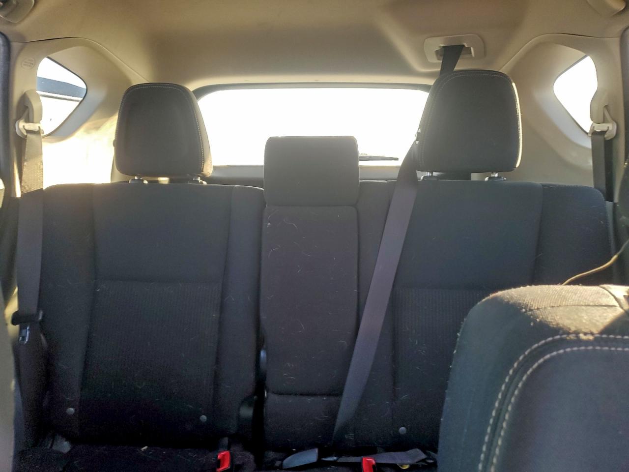 2015 TOYOTA RAV4 XLE photo 10