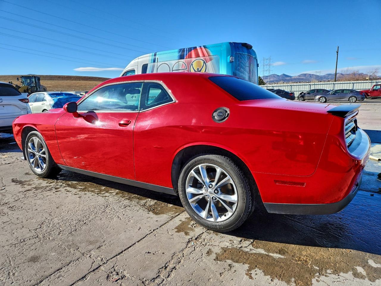 2016 DODGE CHALLENGER SXT photo 2