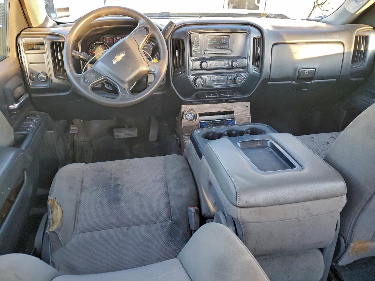 2017 CHEVROLET SILVERADO C1500 photo 8