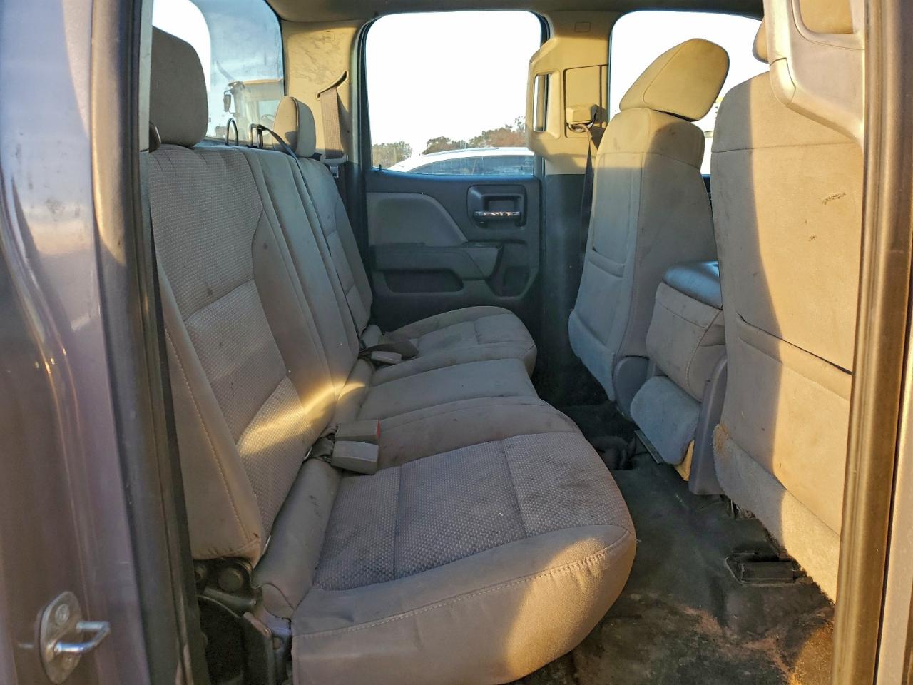 2017 CHEVROLET SILVERADO C1500 photo 10