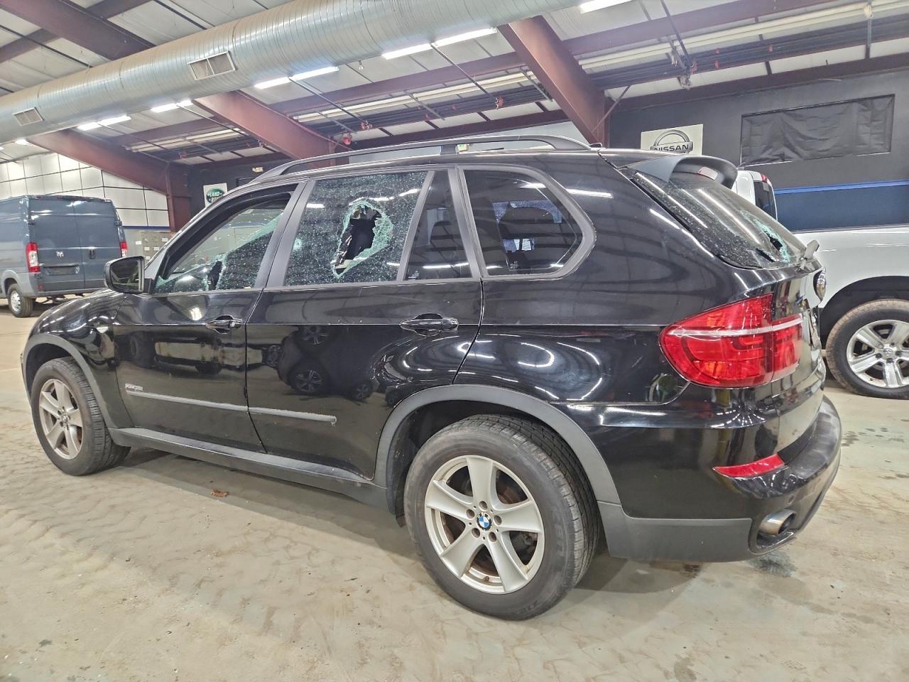 2012 BMW X5 XDRIVE35I photo 2