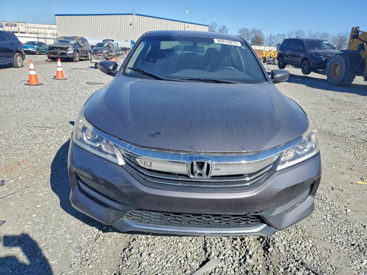 2017 HONDA ACCORD LX photo 5
