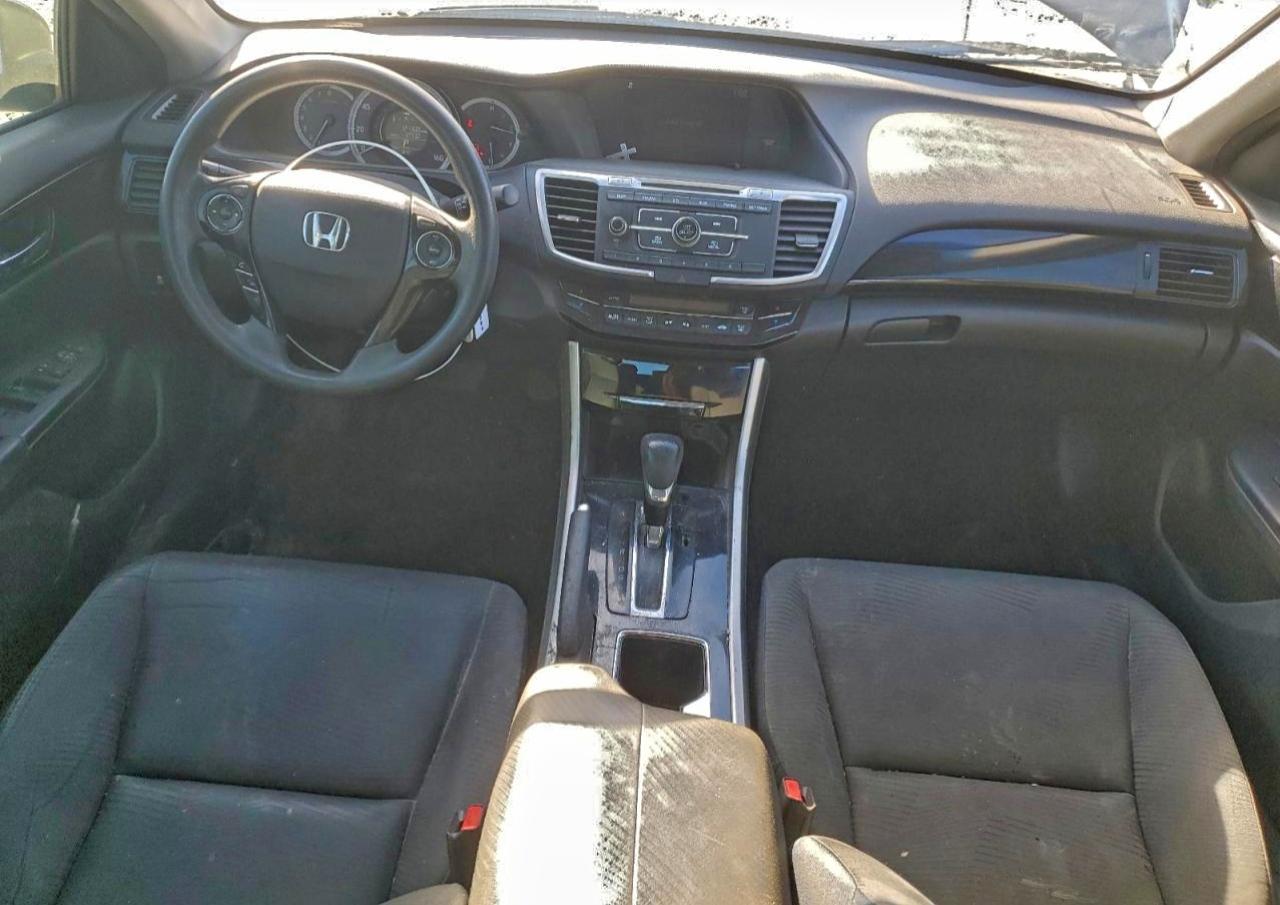 2017 HONDA ACCORD LX photo 8