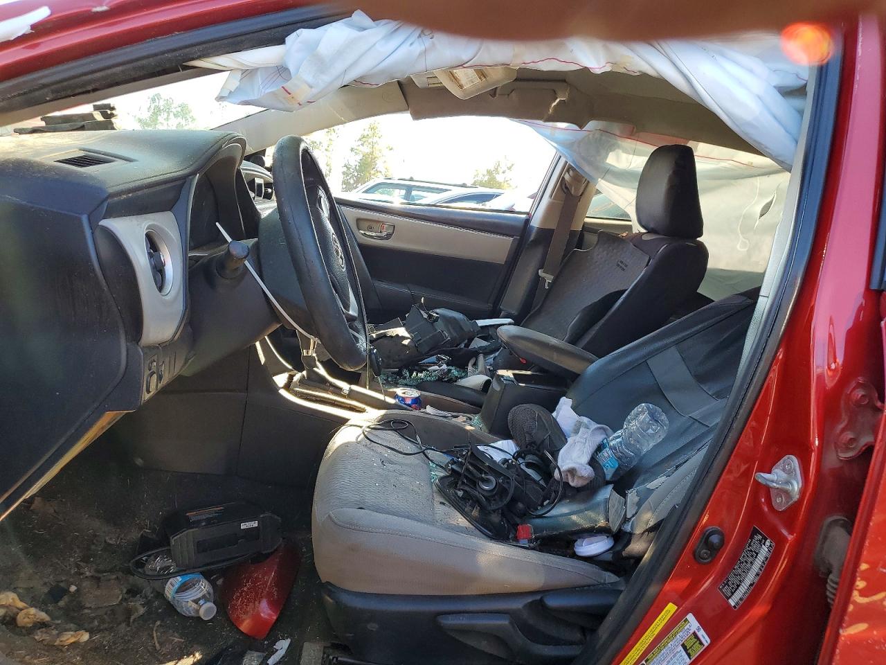 2018 TOYOTA COROLLA L photo 7