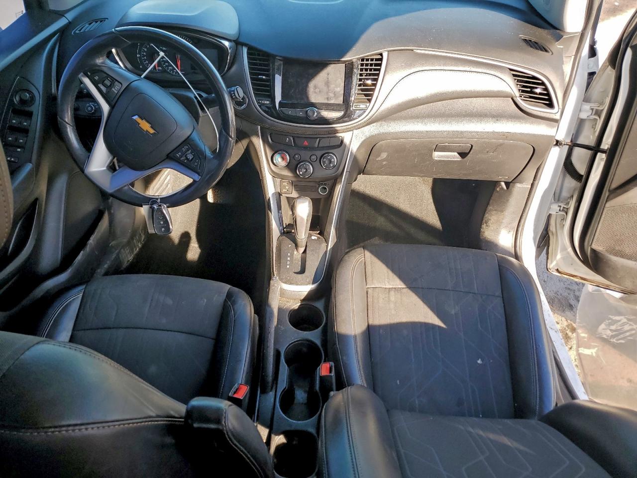 2020 CHEVROLET TRAX 1LT photo 8