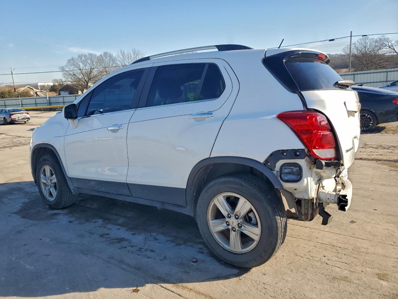 2020 CHEVROLET TRAX 1LT photo 2