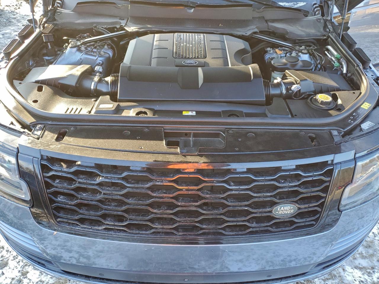 2018 LAND ROVER RANGE ROVER SUPERCHARGED photo 12