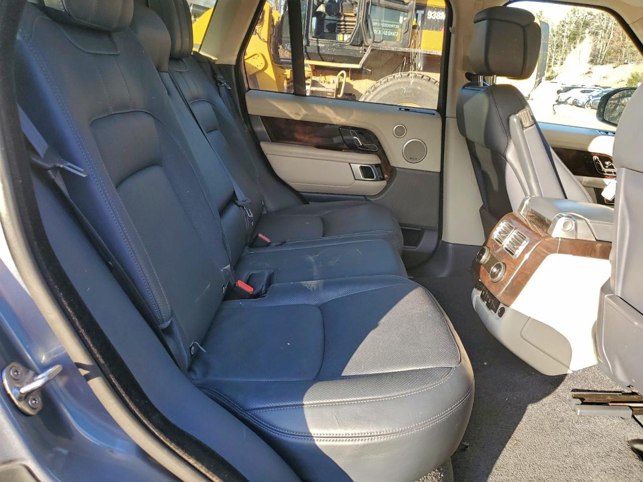 2018 LAND ROVER RANGE ROVER SUPERCHARGED photo 11