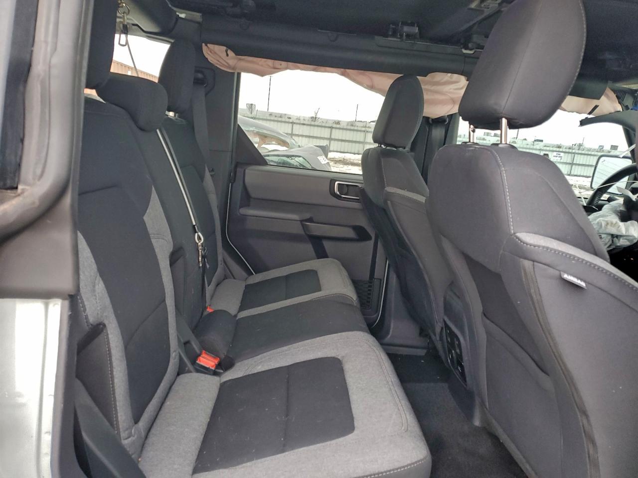 2021 FORD BRONCO BASE photo 10