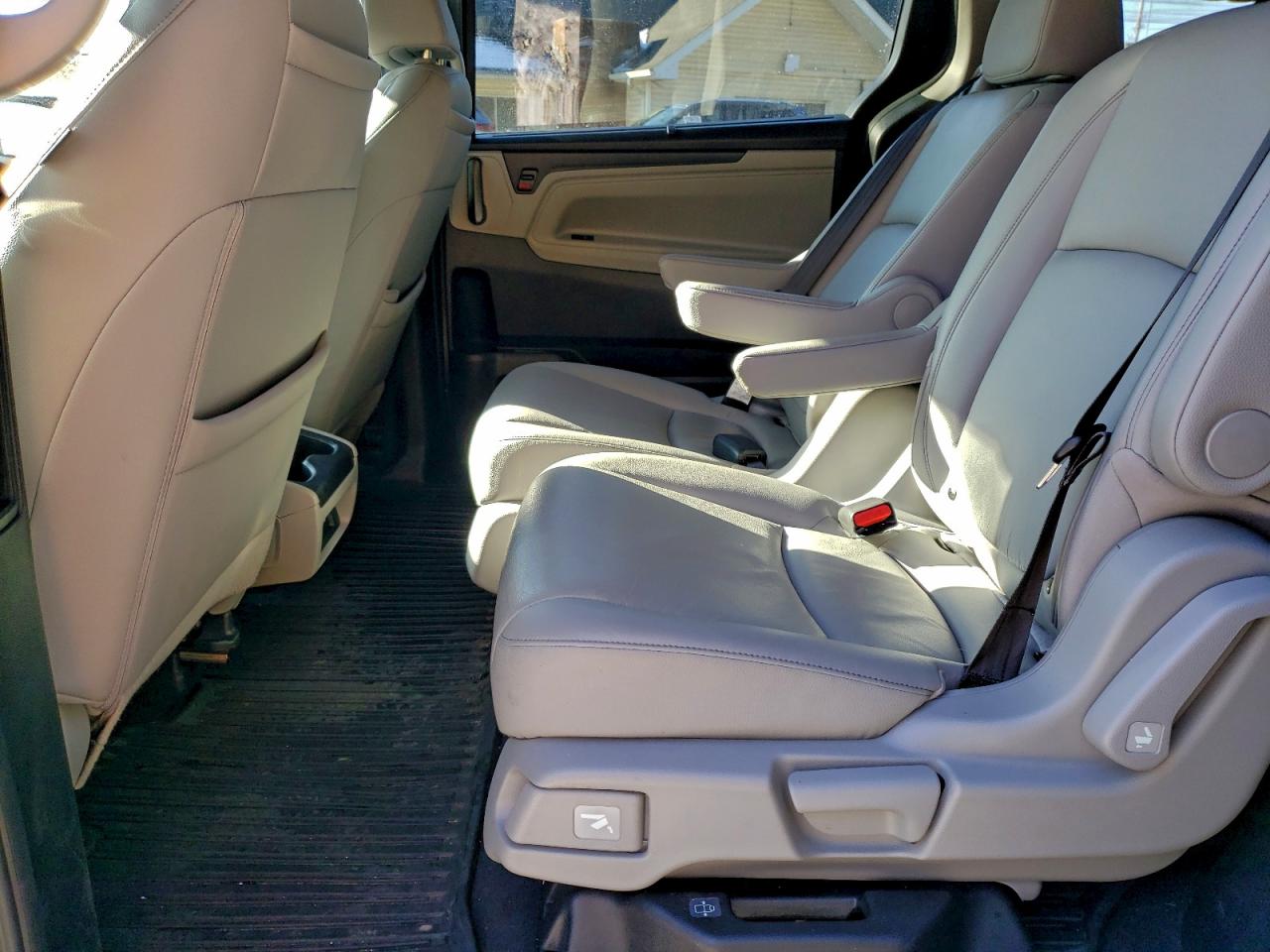 2024 HONDA ODYSSEY TOURING photo 11