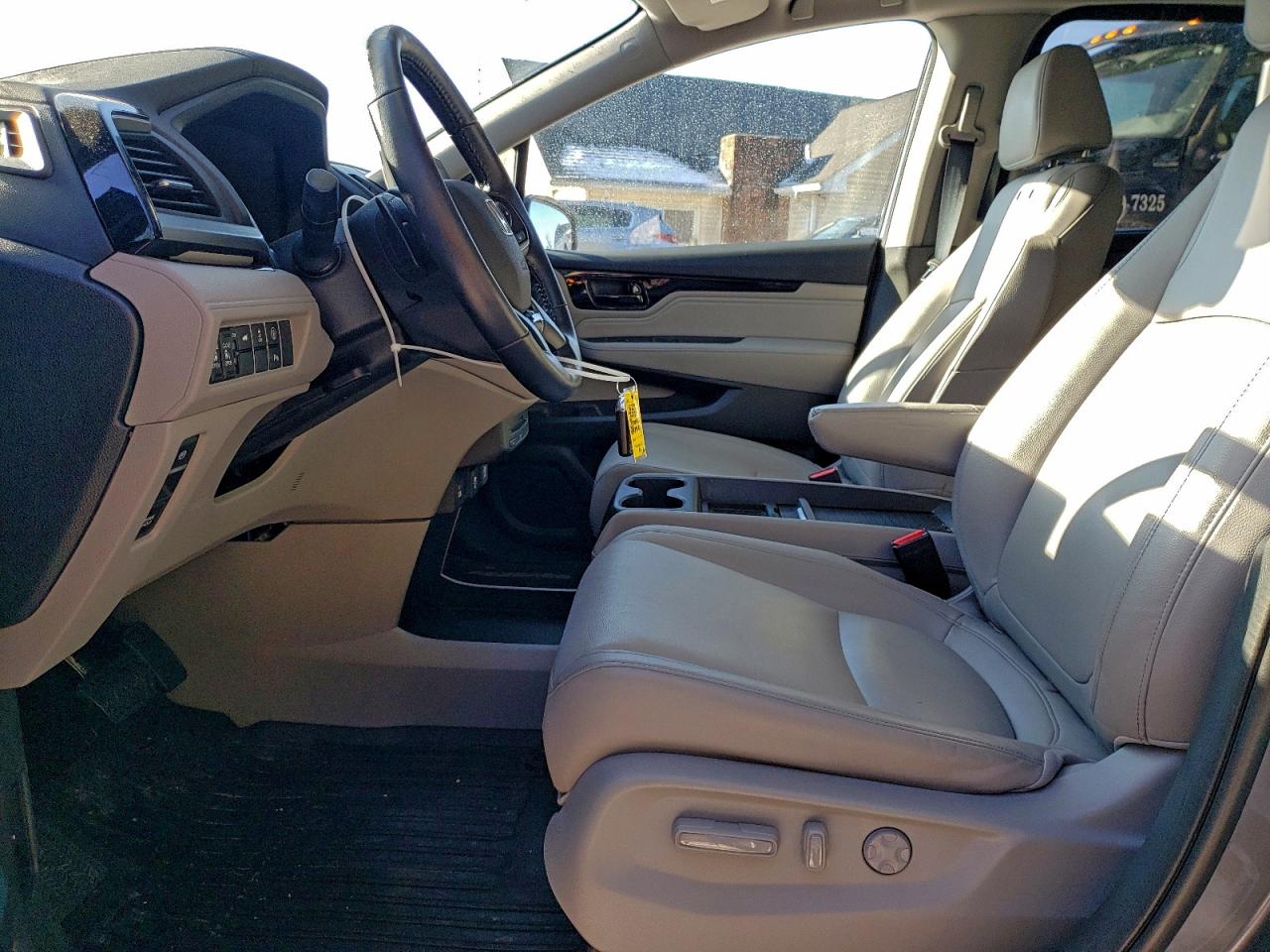 2024 HONDA ODYSSEY TOURING photo 7