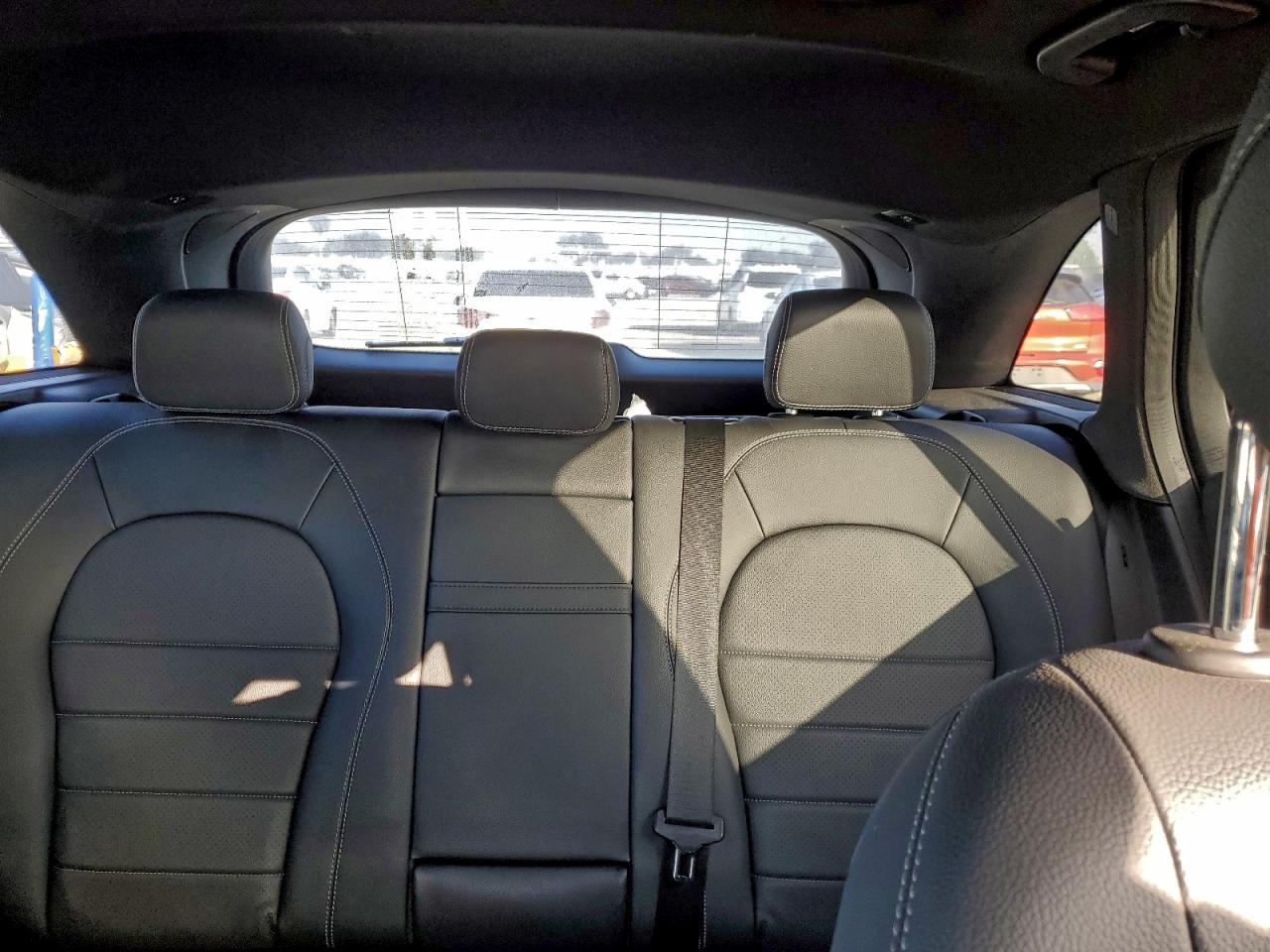 2018 MERCEDES-BENZ GLC 300 photo 10