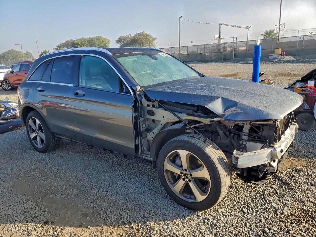 2018 MERCEDES-BENZ GLC 300 photo 4