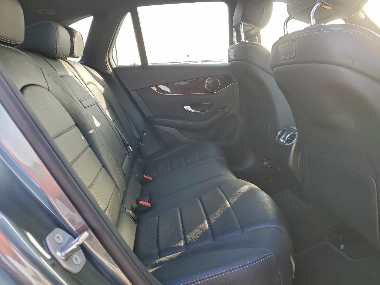 2018 MERCEDES-BENZ GLC 300 photo 11