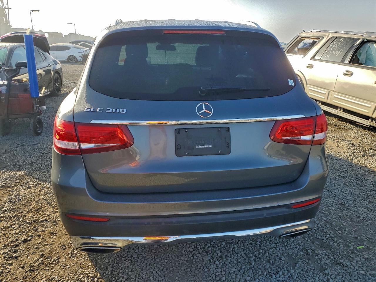 2018 MERCEDES-BENZ GLC 300 photo 6