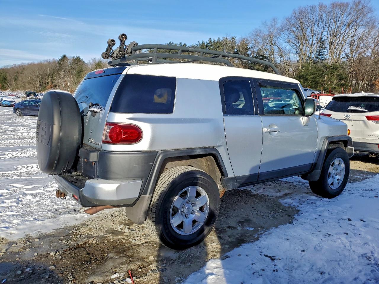2007 TOYOTA FJ CRUISER photo 3