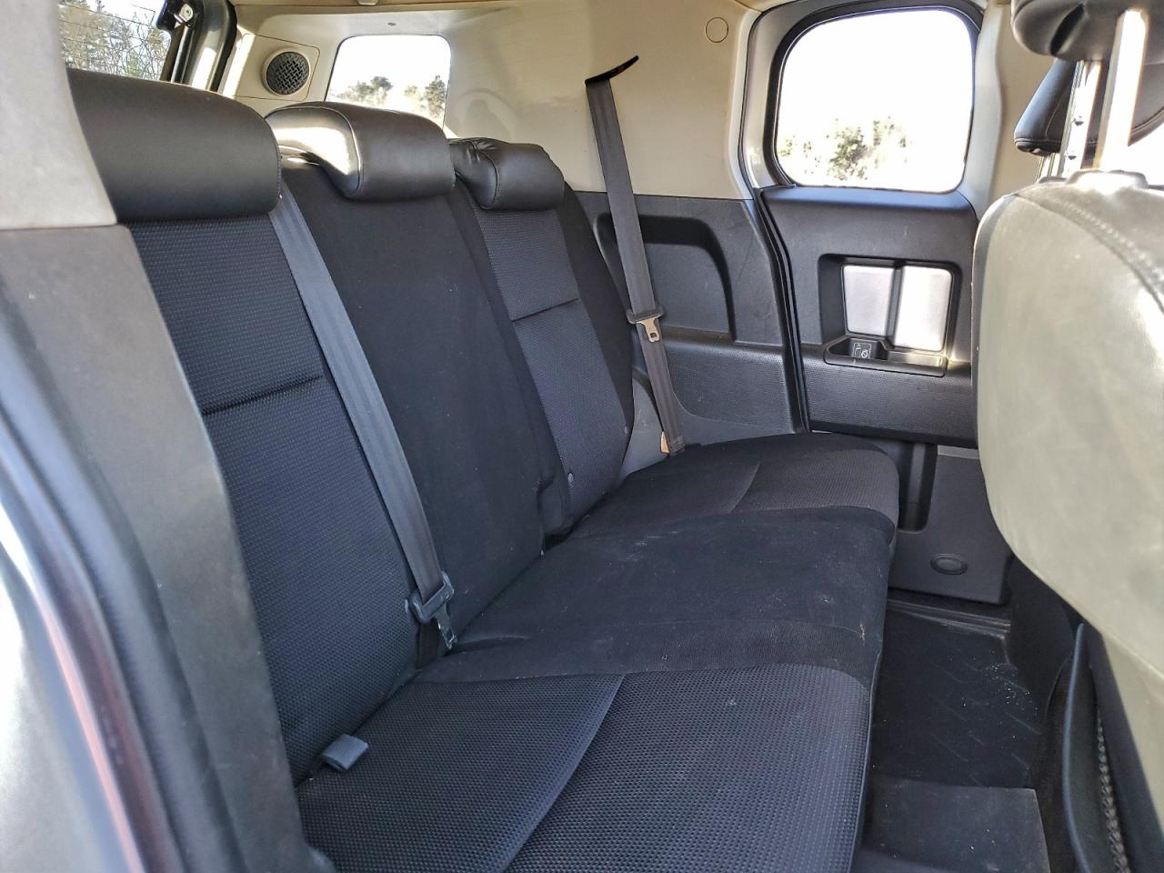 2007 TOYOTA FJ CRUISER photo 11