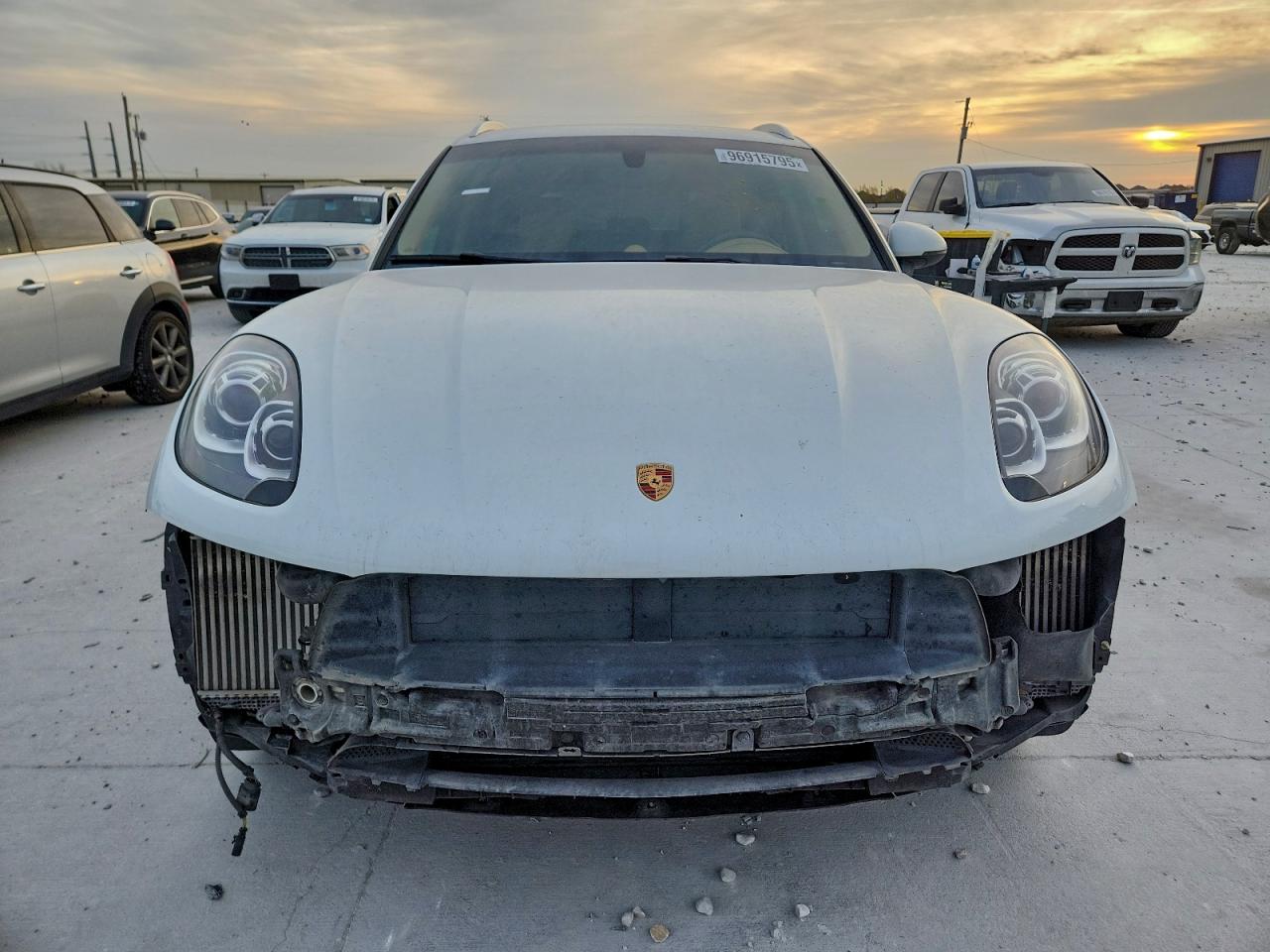 2015 PORSCHE MACAN S photo 5