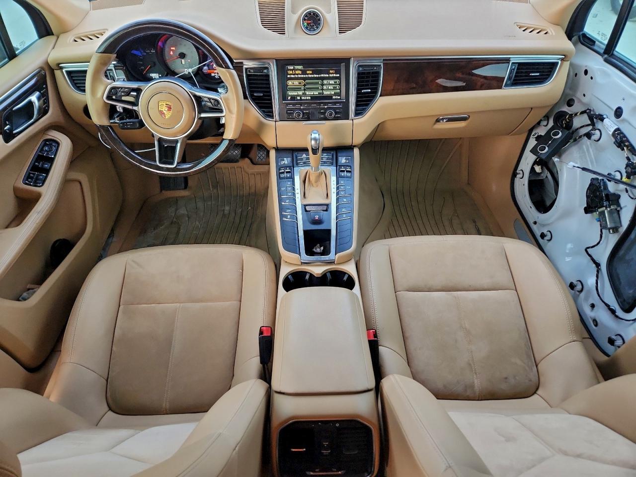 2015 PORSCHE MACAN S photo 8