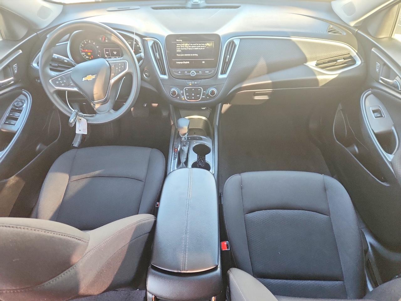 2024 CHEVROLET MALIBU LT photo 8