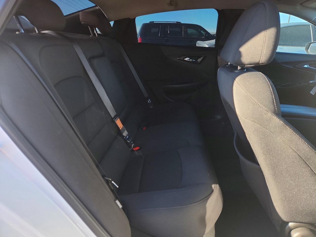 2024 CHEVROLET MALIBU LT photo 10