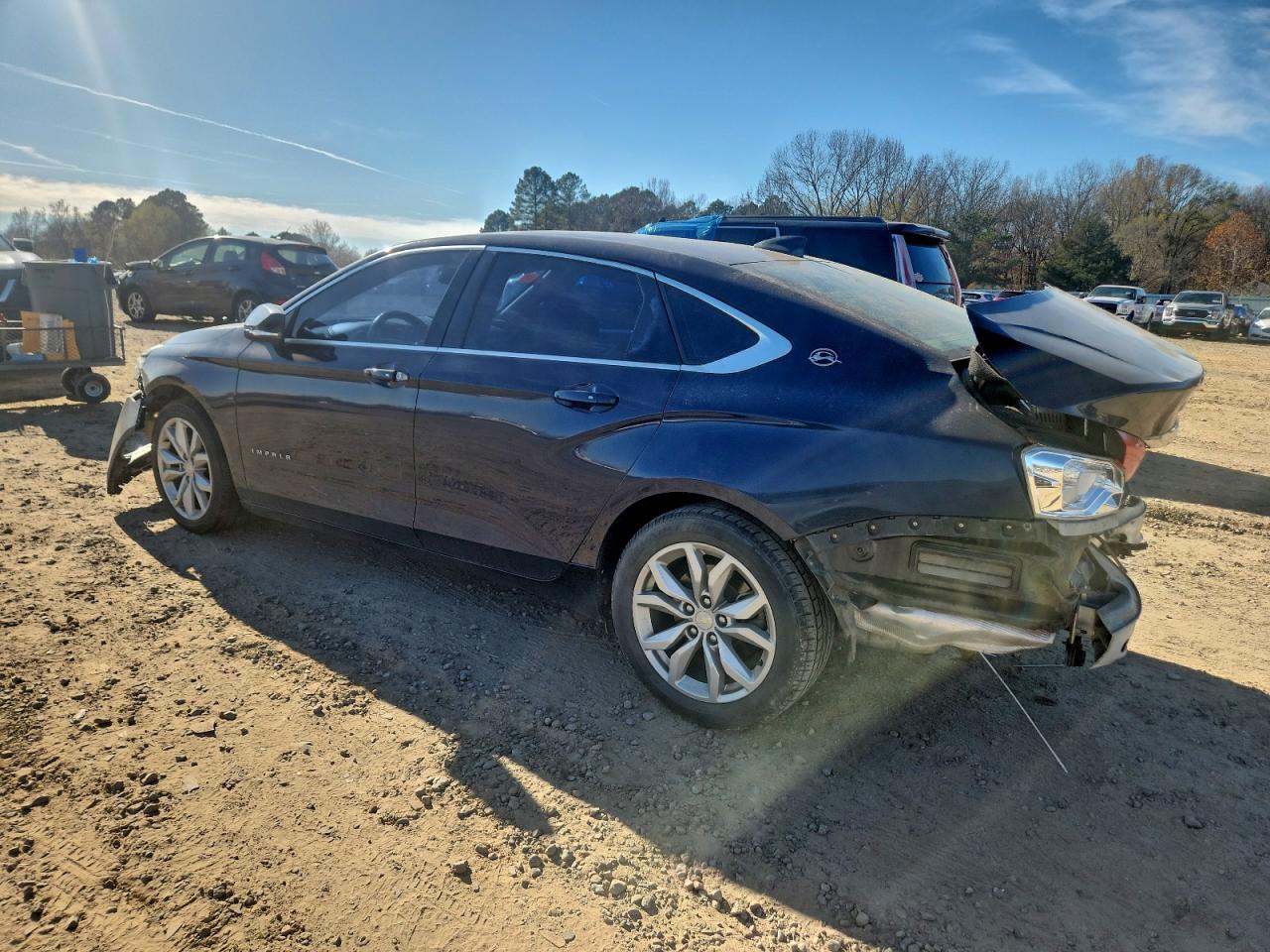 2018 CHEVROLET IMPALA LT photo 2