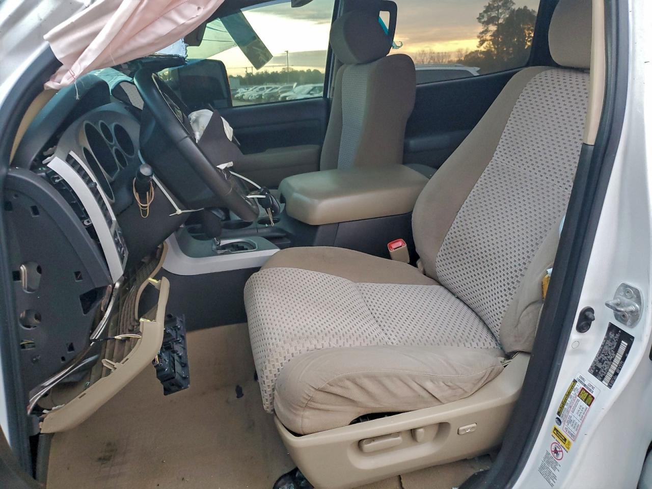 2008 TOYOTA TUNDRA CREWMAX photo 7