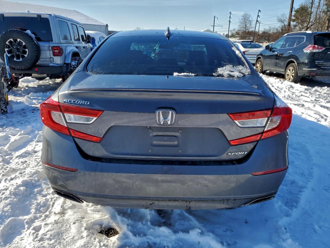 2018 HONDA ACCORD SPORT photo 6