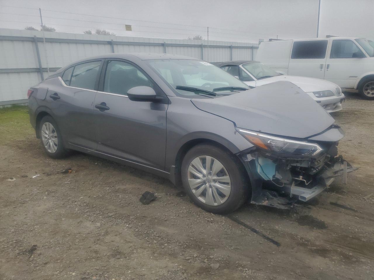 2024 NISSAN SENTRA S photo 4