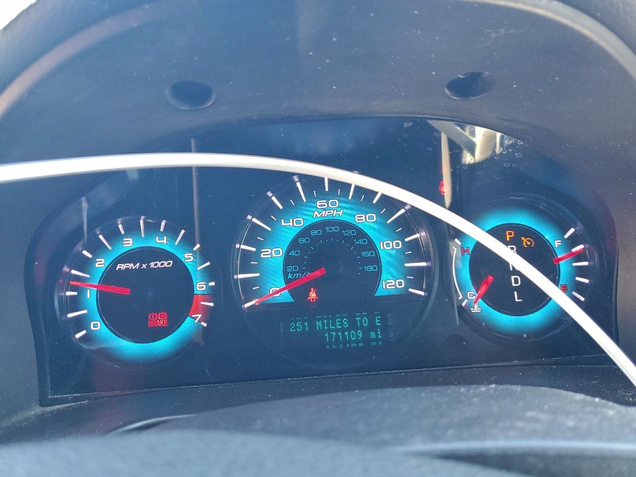 2011 FORD FUSION SE photo 9