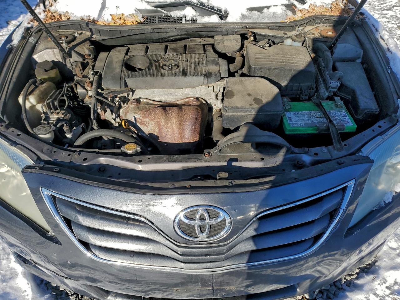 2011 TOYOTA CAMRY BASE photo 11