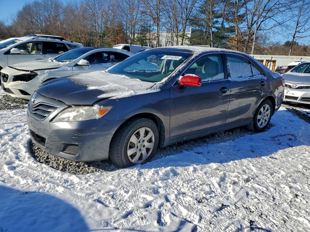 2011 TOYOTA CAMRY