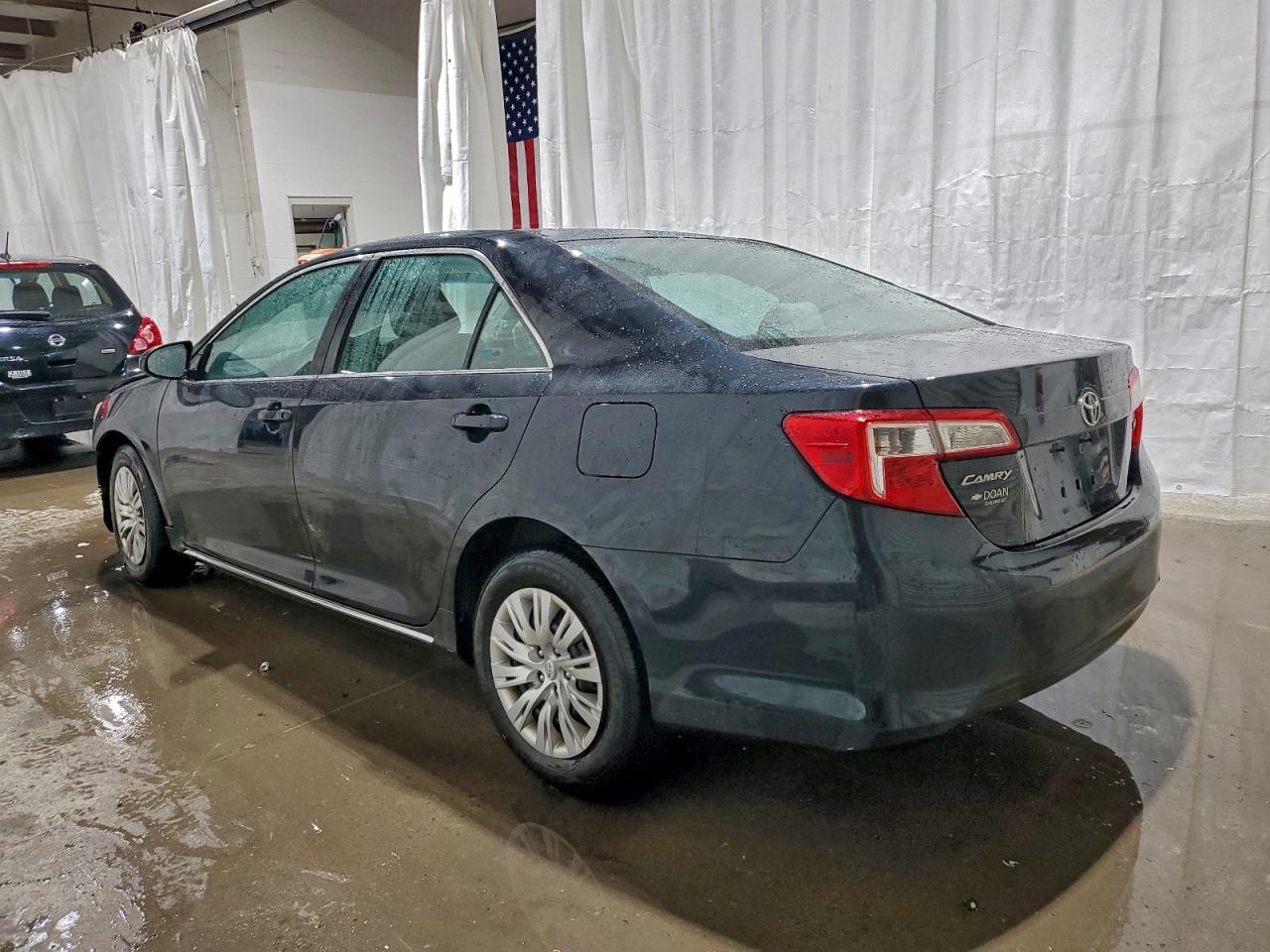 2012 TOYOTA CAMRY BASE photo 2