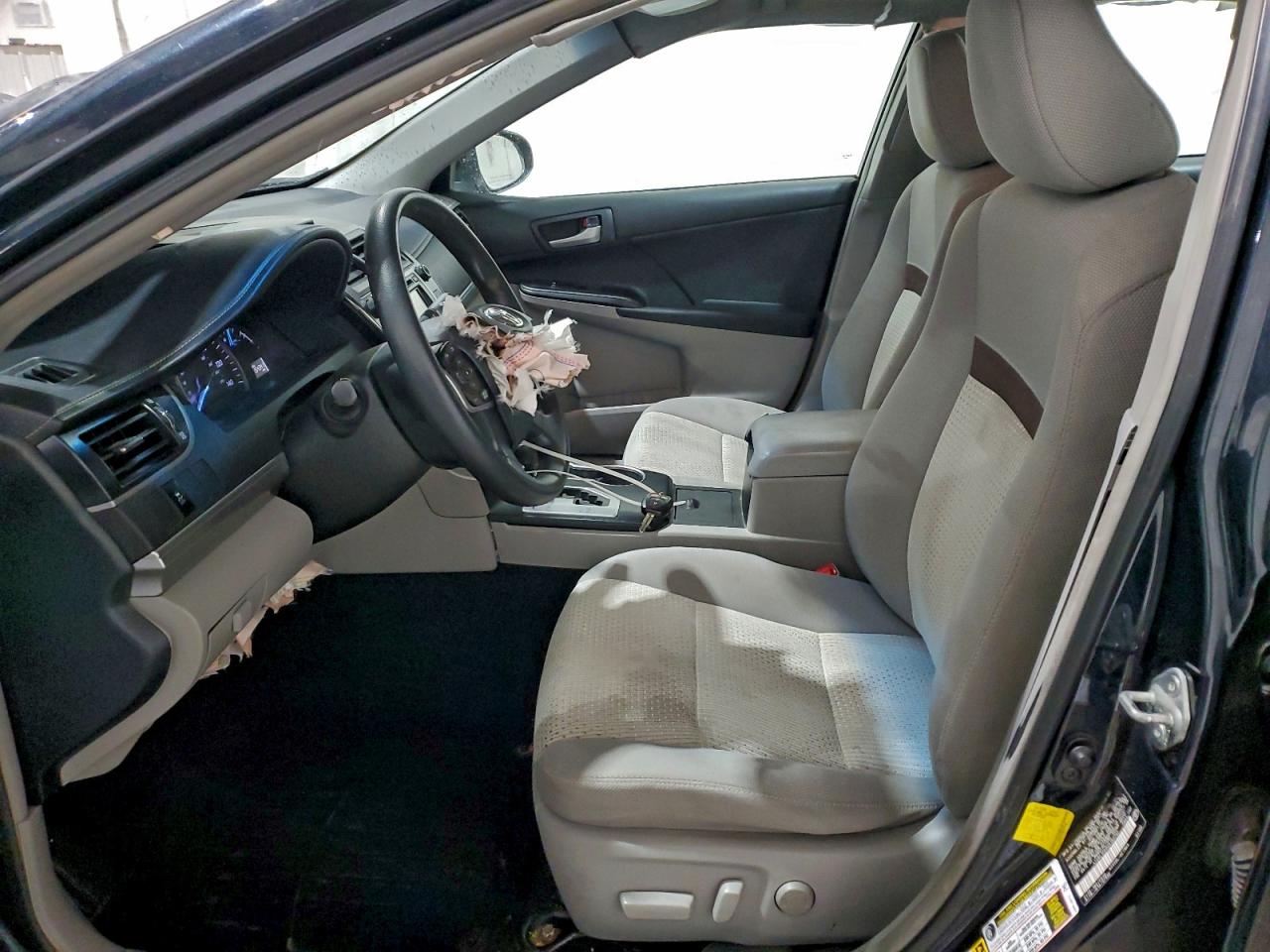 2012 TOYOTA CAMRY BASE photo 7