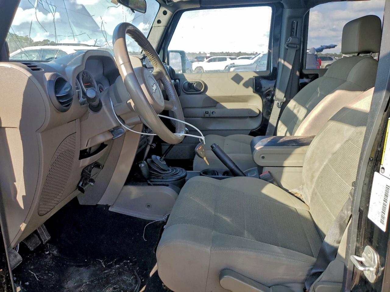 2007 JEEP WRANGLER SAHARA photo 7