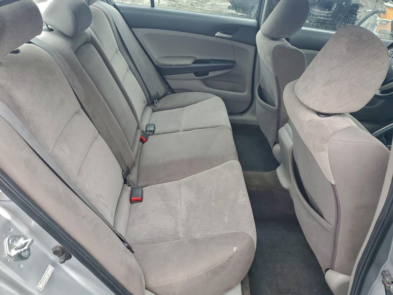 2010 HONDA ACCORD LX photo 10