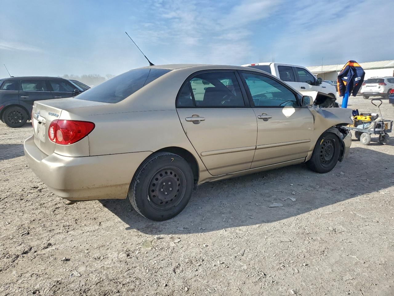 2005 TOYOTA COROLLA CE photo 3