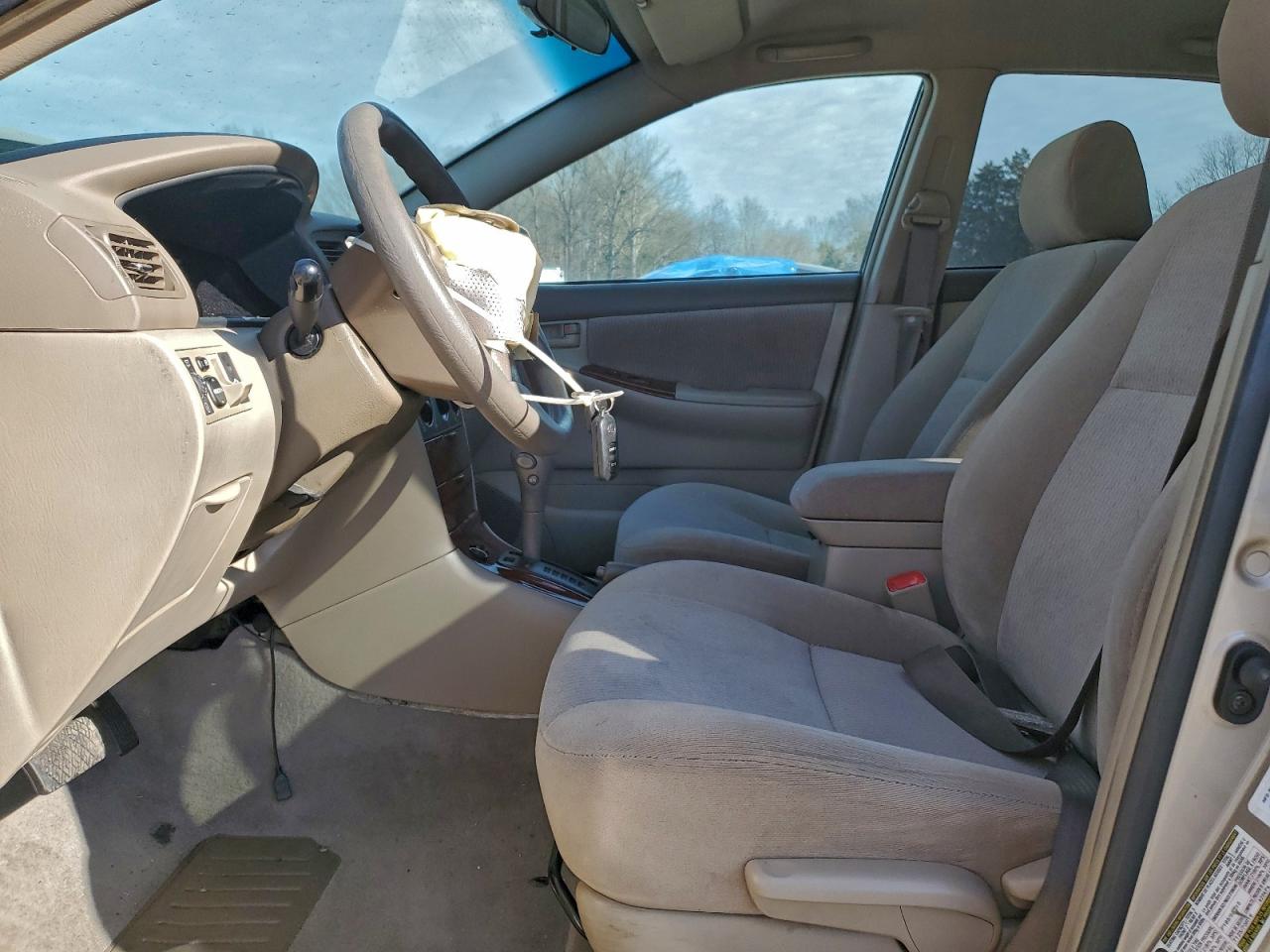 2005 TOYOTA COROLLA CE photo 7