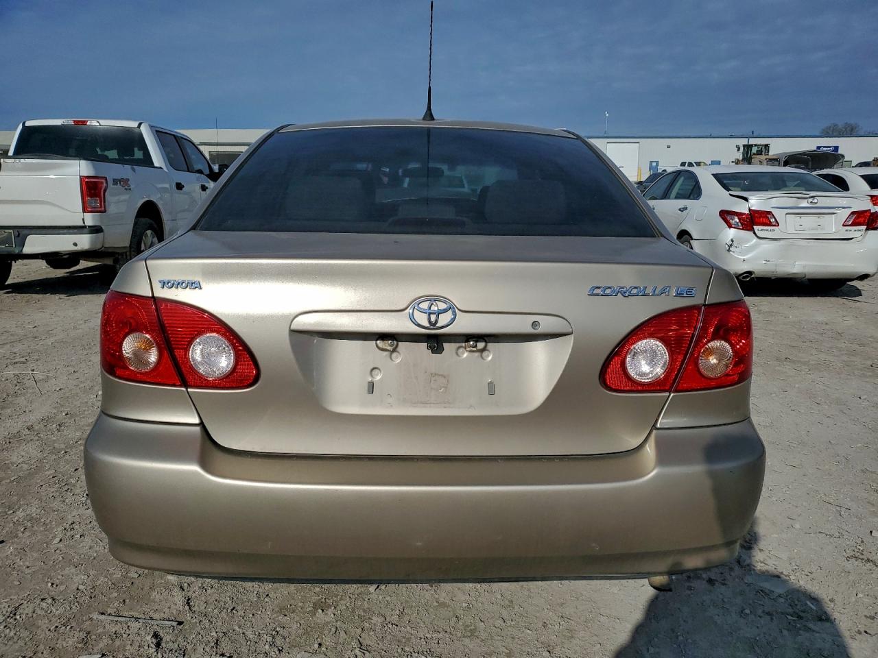 2005 TOYOTA COROLLA CE photo 6