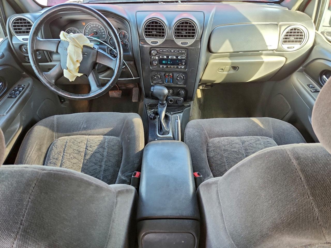 2002 GMC ENVOY XL photo 8