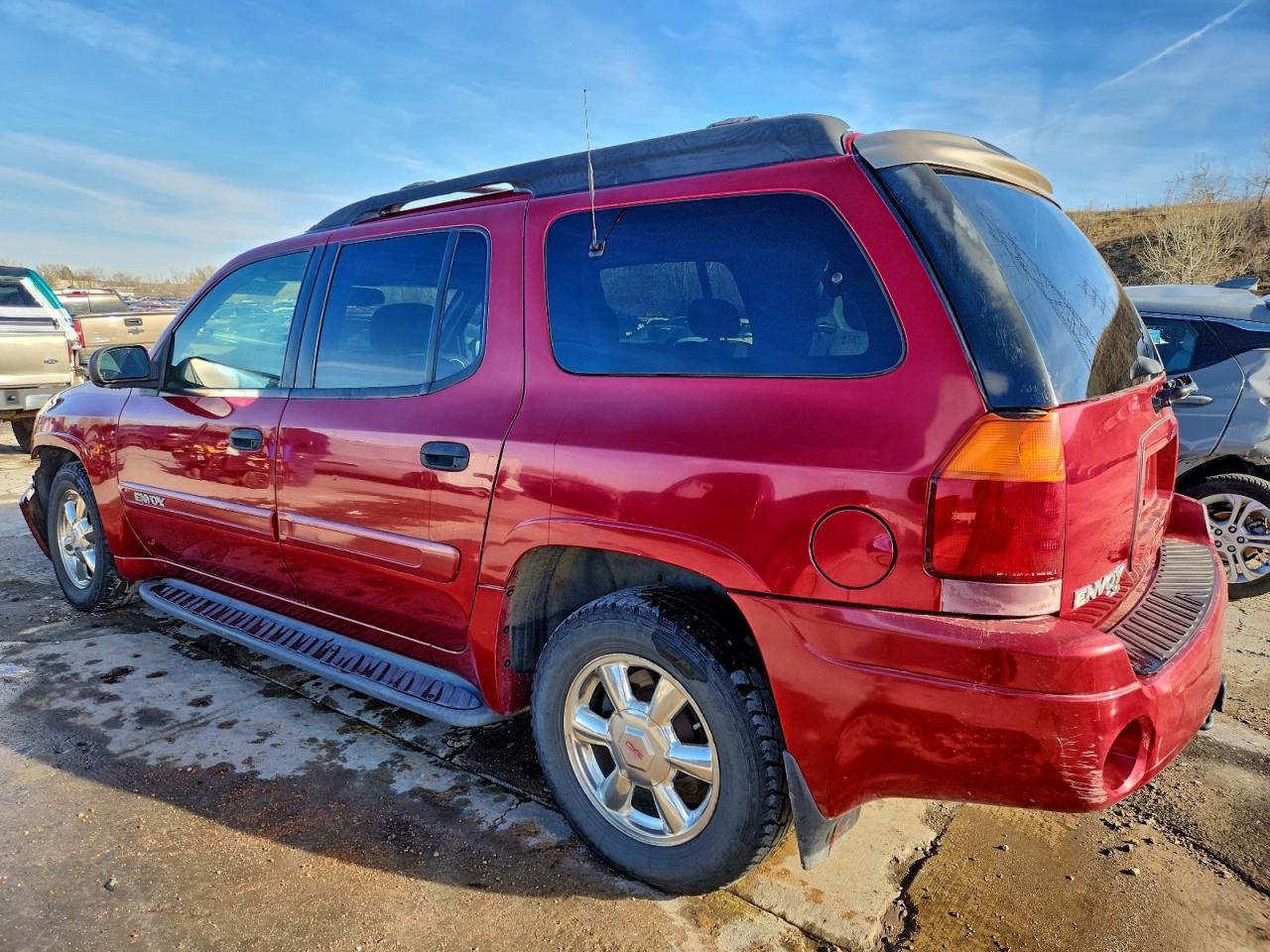 2002 GMC ENVOY XL photo 2