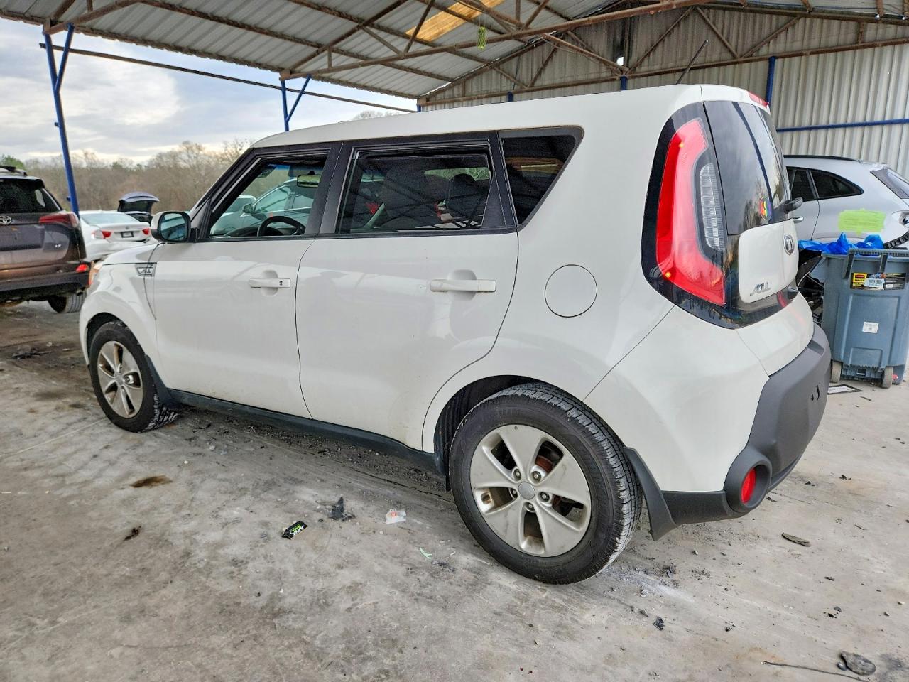 2015 KIA SOUL photo 2