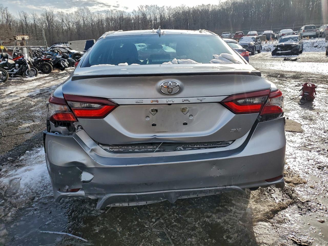 2024 TOYOTA CAMRY SE NIGHT SHADE photo 6