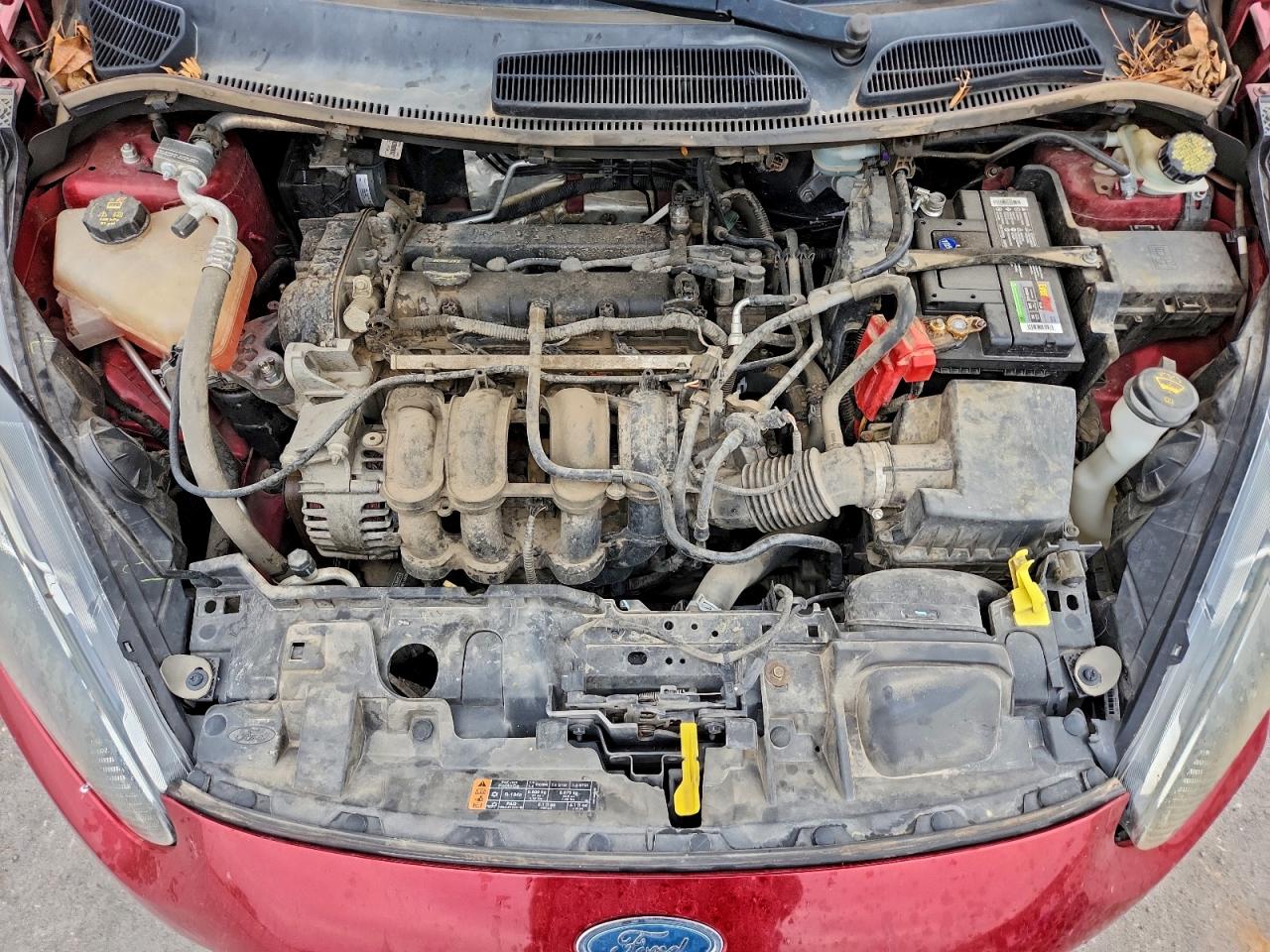 2016 FORD FIESTA SE photo 11