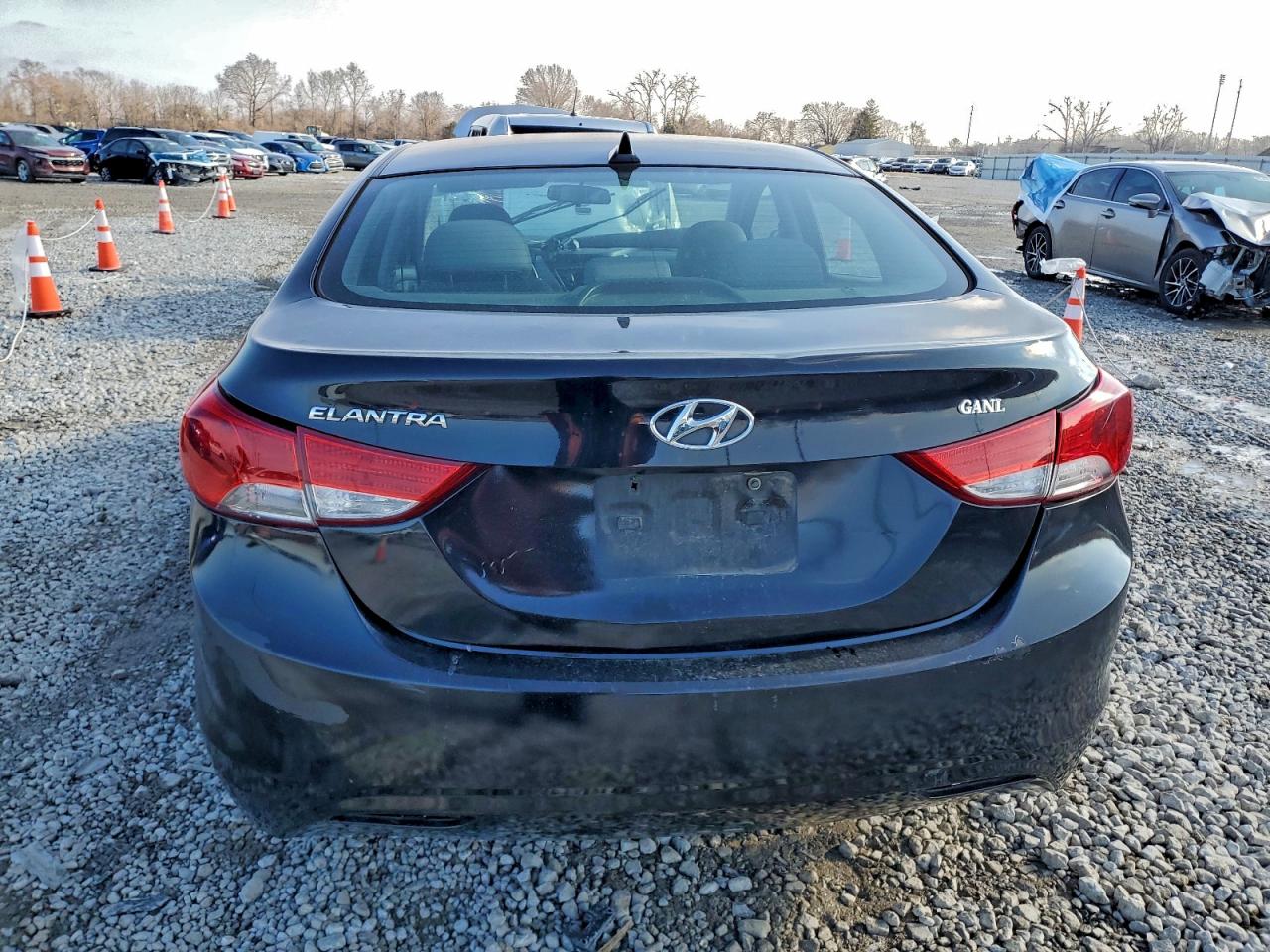 2013 HYUNDAI ELANTRA GLS photo 6