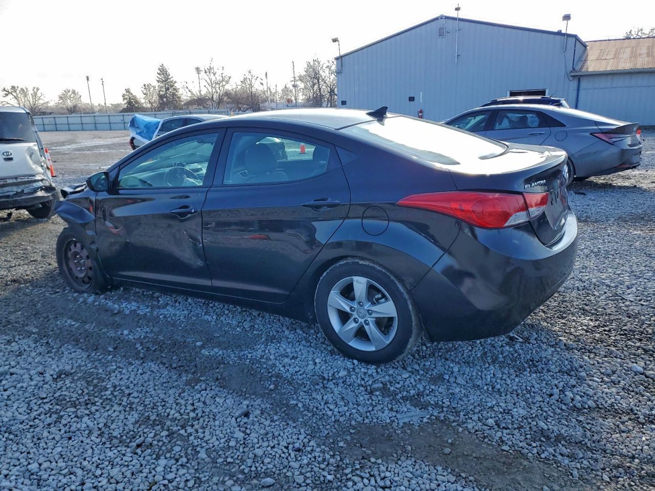 2013 HYUNDAI ELANTRA GLS photo 2