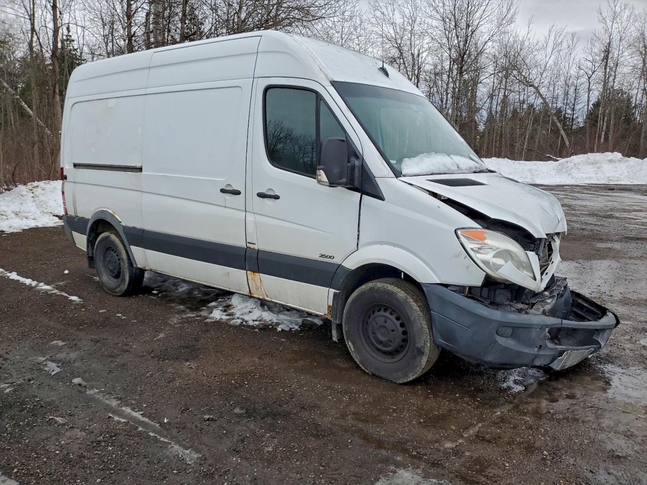 2013 MERCEDES-BENZ SPRINTER 2500 photo 4